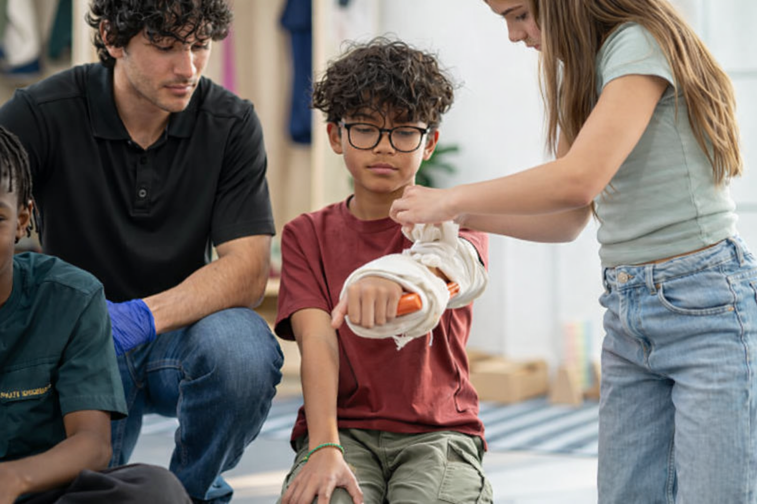 Teen First Aid Training in Ottawa: Why First Aid Certification Builds Confidence, Leadership & Job Skills